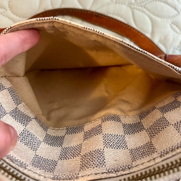 Louis Vuitton Mini Bag in White and Brown - Picture 4 of 16